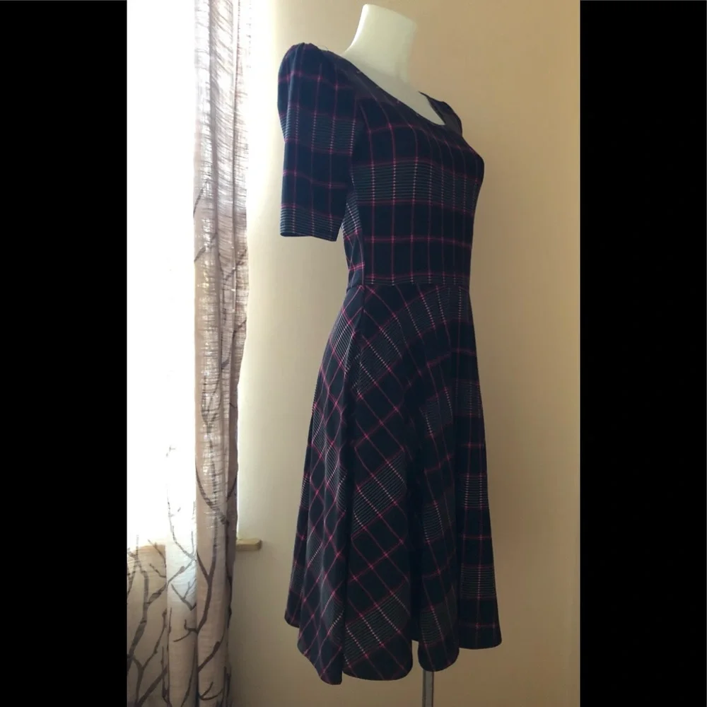 LuLaRoe Nicole Dress 👗 Size XS